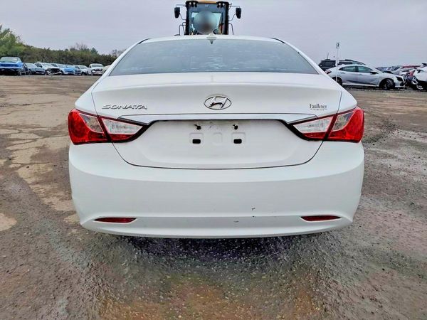 2013 HYUNDAI SONATA