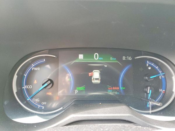 2025 TOYOTA RAV 4 XLE