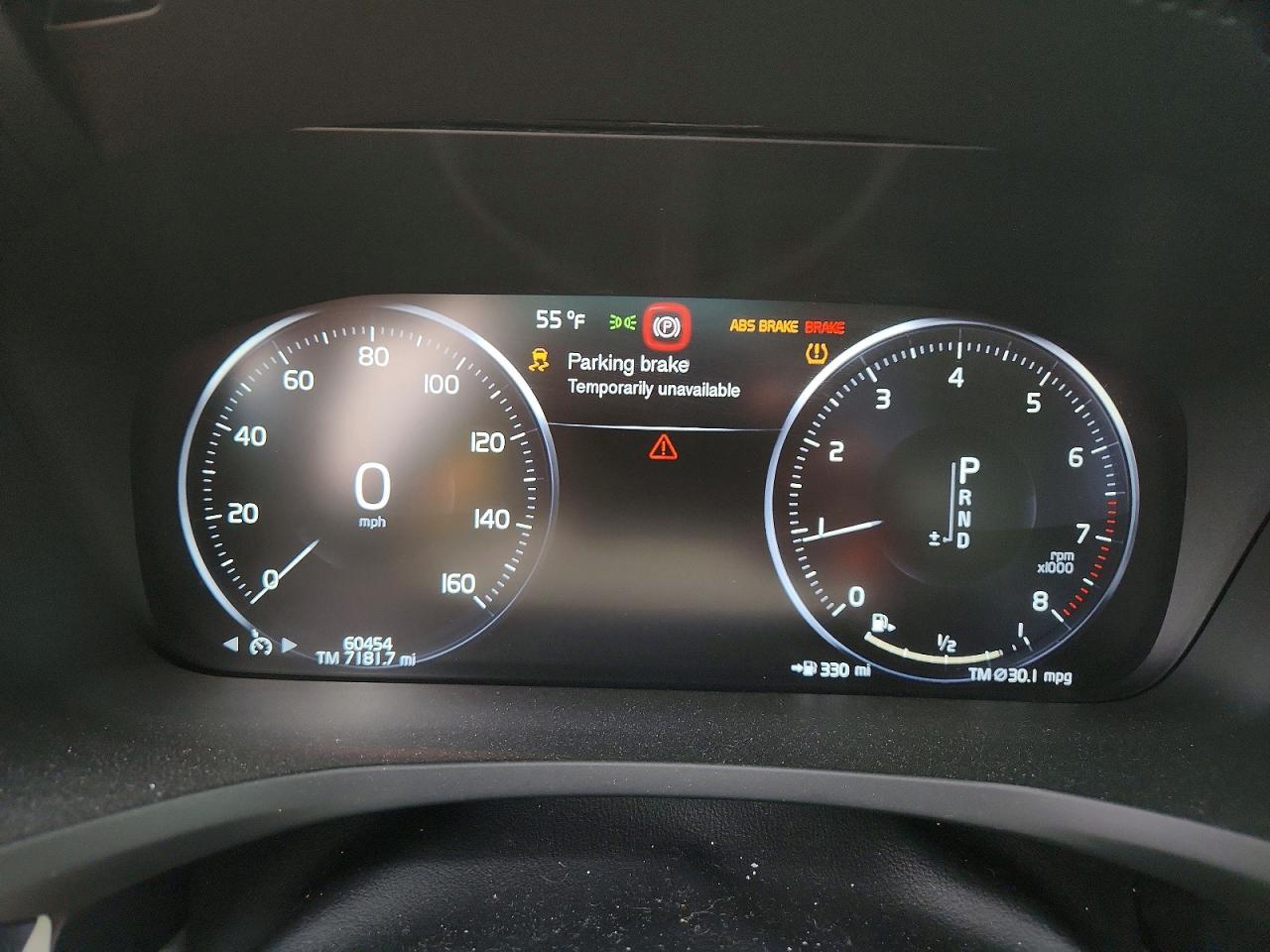 2020 VOLVO S60 Momentum