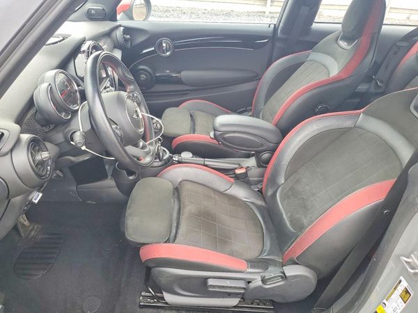 2016 MINI COOPER