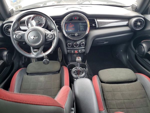 2016 MINI COOPER