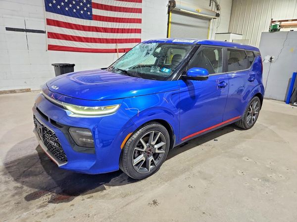 2022 KIA SOUL