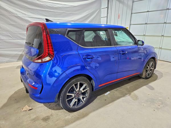 2022 KIA SOUL