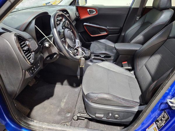 2022 KIA SOUL