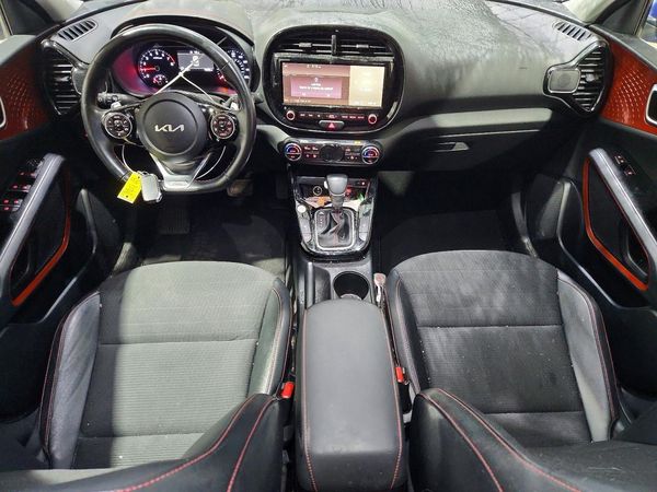 2022 KIA SOUL