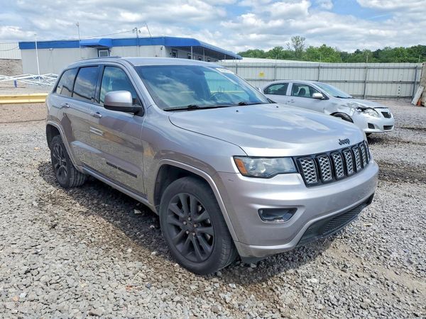 2018 JEEP GRAND CHEROKEE Laredo