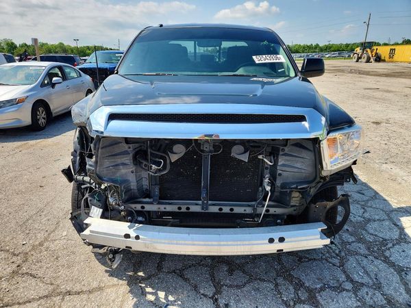 2015 TOYOTA TUNDRA SR5 Grade