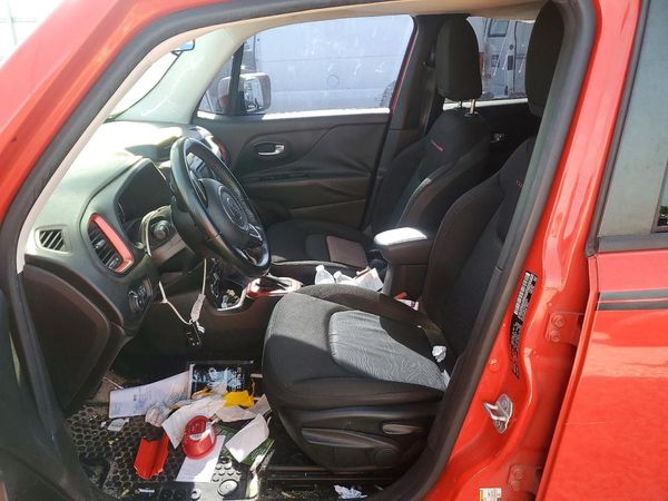2016 JEEP RENEGADE Trailhawk
