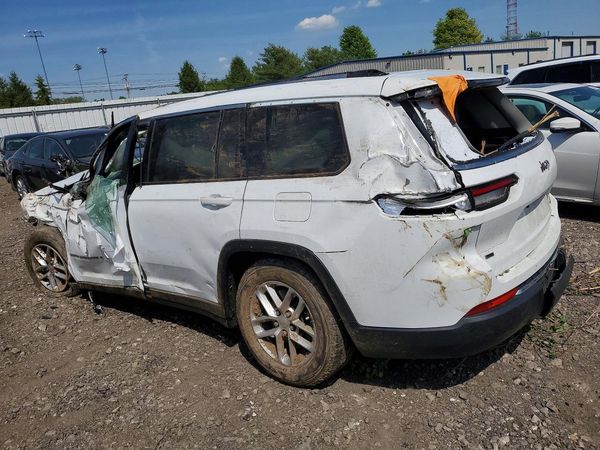 2021 JEEP GRAND CHEROKEE L LAREDO 4X2