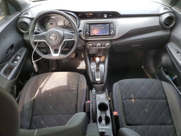 2019 NISSAN KICKS