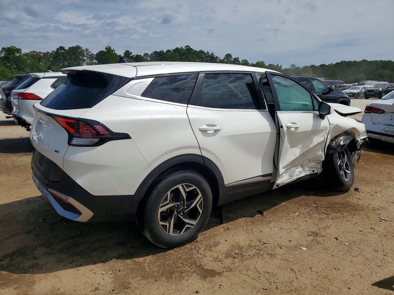 2025 KIA SPORTAGE LX