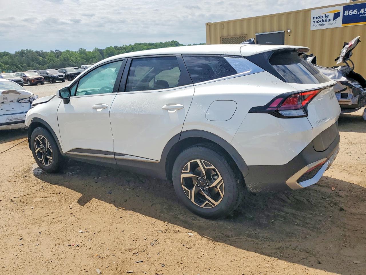 2025 KIA SPORTAGE LX