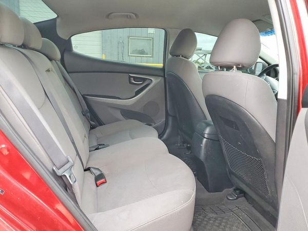 2015 HYUNDAI ELANTRA GLS(Middle)
