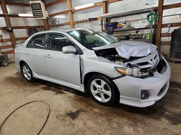 2012 TOYOTA COROLLA