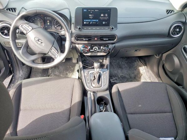 2023 HYUNDAI KONA SE