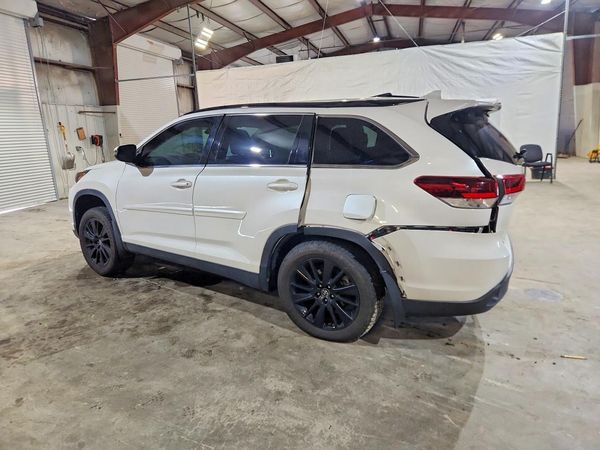 2019 TOYOTA HIGHLANDER SE/XLE