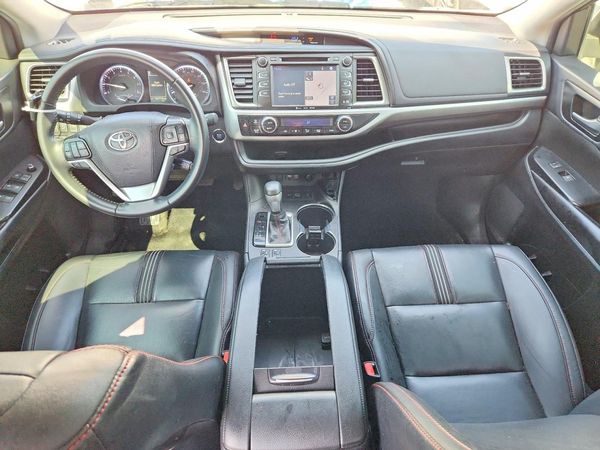 2019 TOYOTA HIGHLANDER SE/XLE
