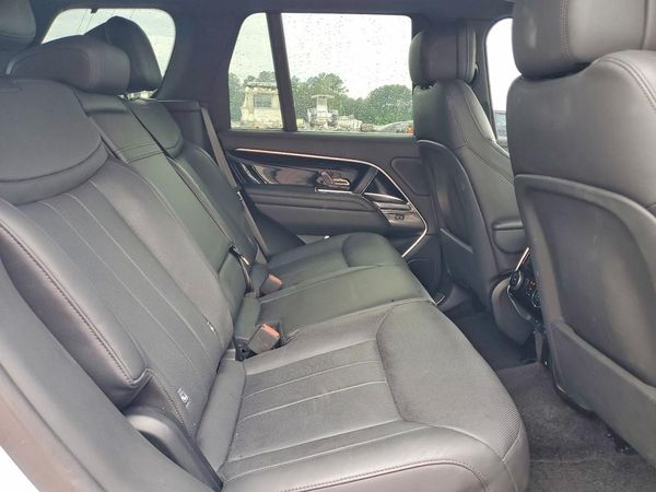 2023 LAND ROVER RANGE ROVER SE