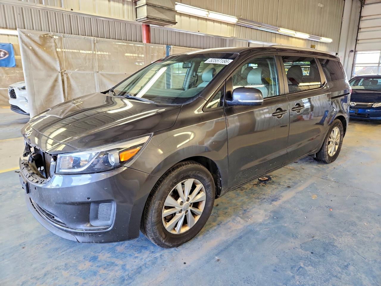 2017 KIA SEDONA LX