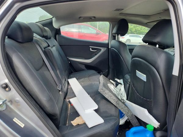 2015 HYUNDAI ELANTRA