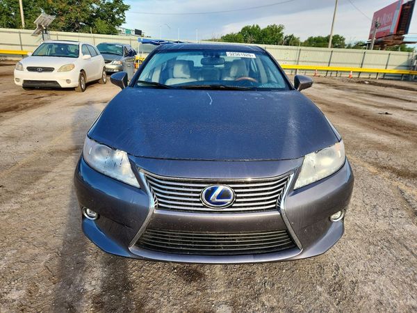 2014 LEXUS ES 300h