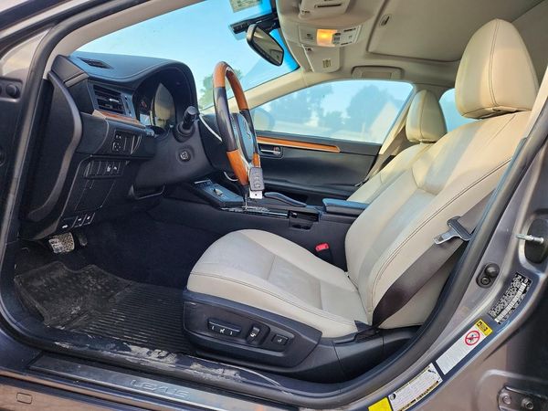 2014 LEXUS ES 300h