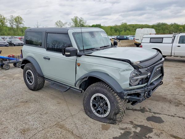 2023 FORD BRONCO