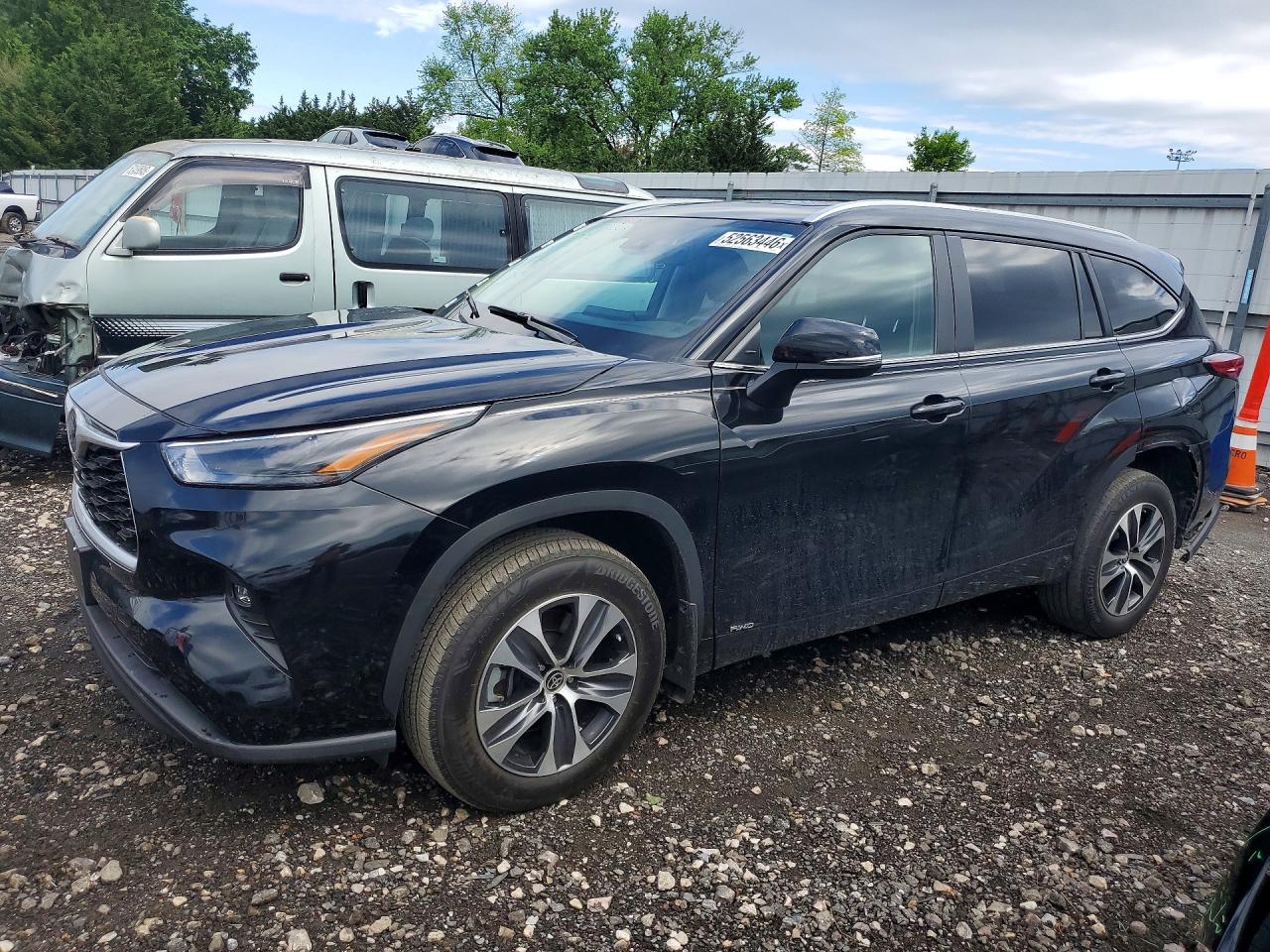 2023 TOYOTA HIGHLANDER HYBRID