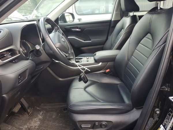 2023 TOYOTA HIGHLANDER HYBRID