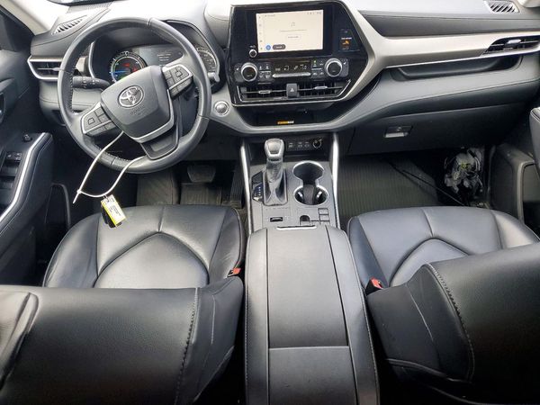 2023 TOYOTA HIGHLANDER HYBRID