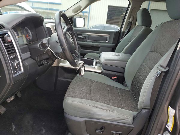 2015 RAM 1500 SLT