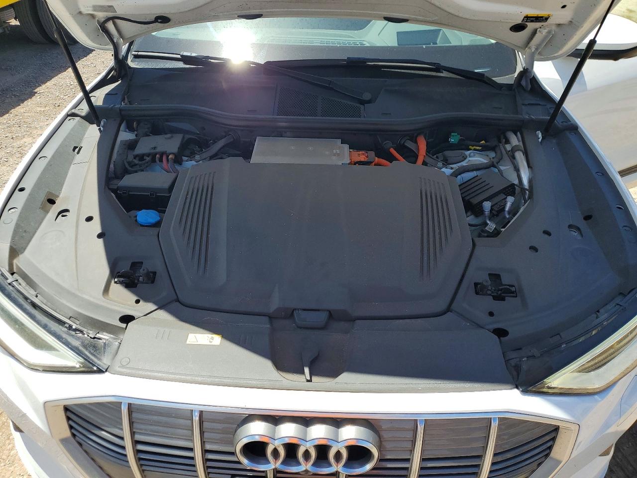 2019 AUDI E-TRON e-tron quattro Prestige