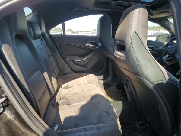 2015 MERCEDES-BENZ CLA CLA250
