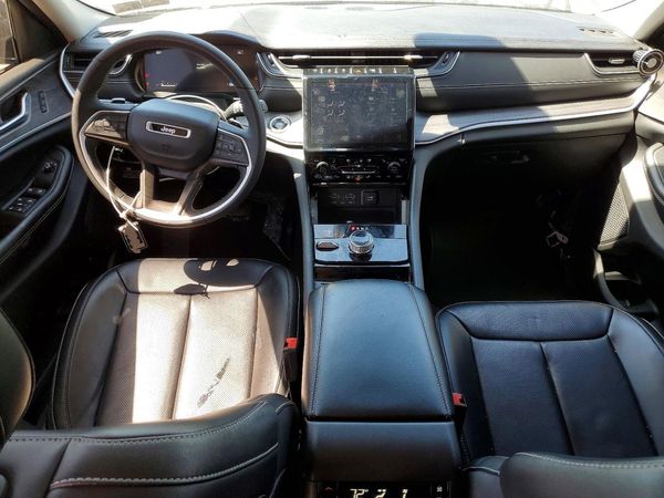 2023 JEEP GRAND CHEROKEE Limited — CKPT