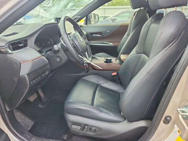 2021 TOYOTA VENZA