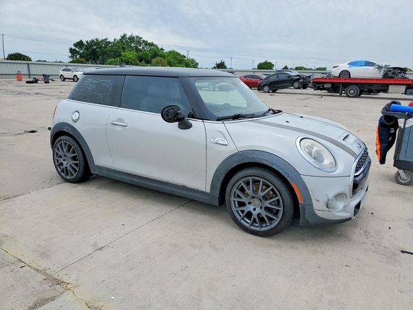 2014 MINI COOPER