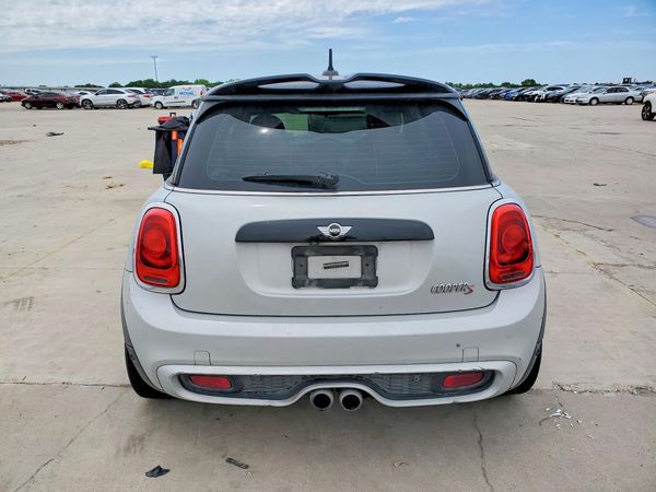 2014 MINI COOPER