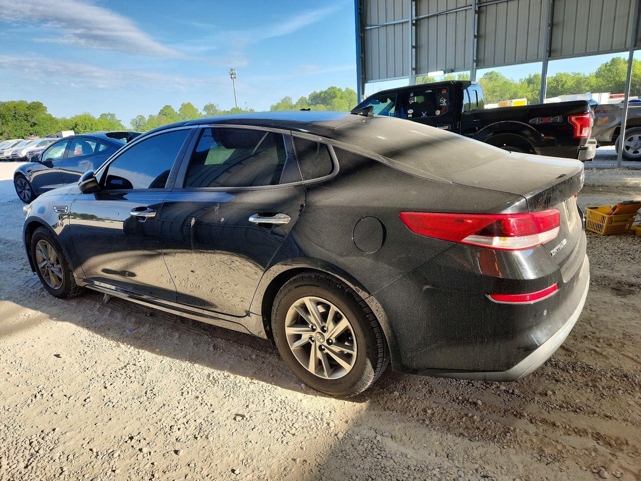 2019 KIA OPTIMA LX, S