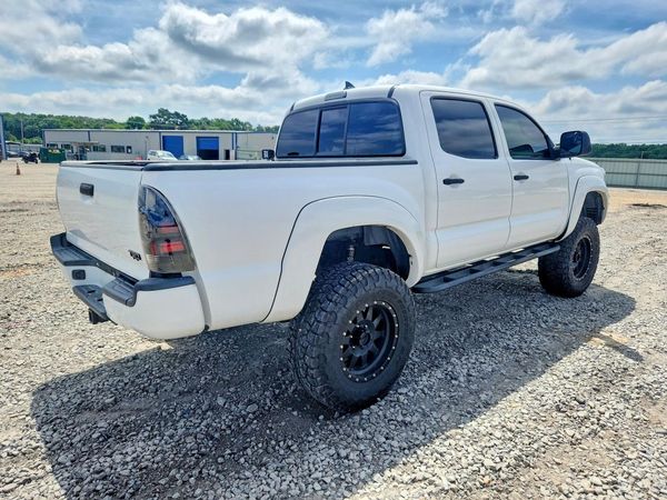 2012 TOYOTA TACOMA