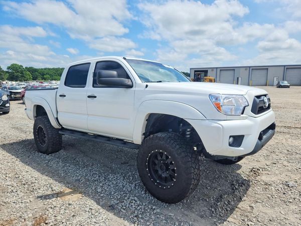 2012 TOYOTA TACOMA