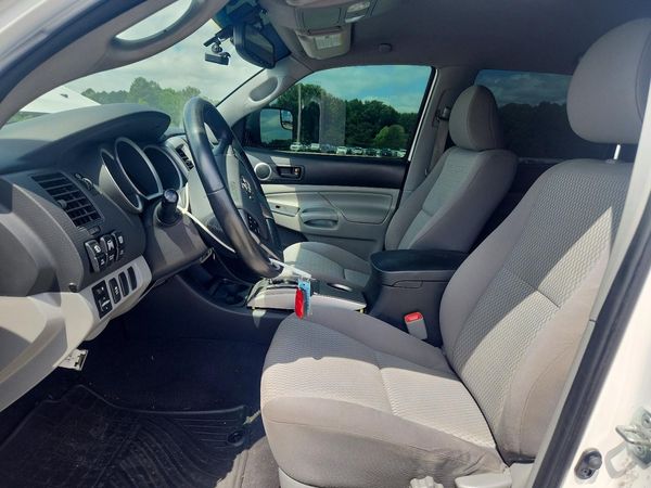 2012 TOYOTA TACOMA