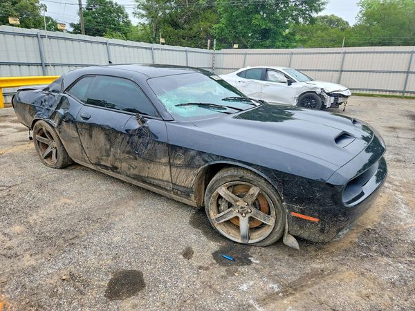 2022 DODGE CHALLENGER SRT HELLCAT