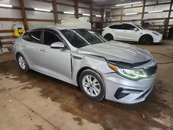 2019 KIA OPTIMA LX, S