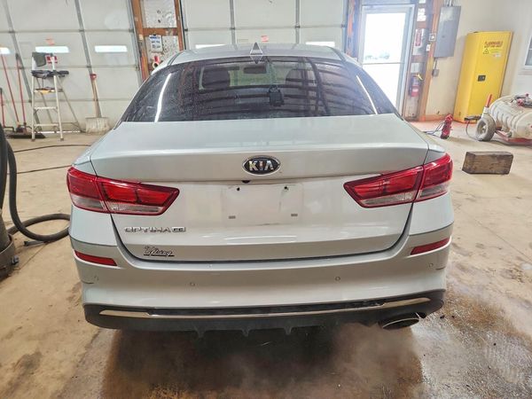 2019 KIA OPTIMA LX, S