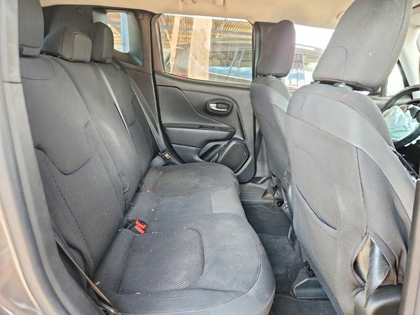 2020 JEEP RENEGADE Latitude, Longitude