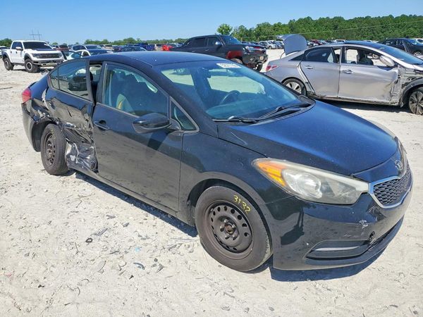 2016 KIA FORTE GL (Middle-Low Grade)