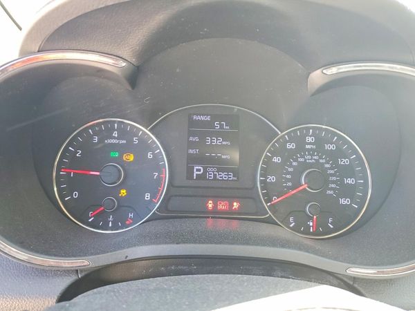 2016 KIA FORTE GL (Middle-Low Grade)