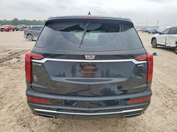 2021 CADILLAC XT6 Luxury