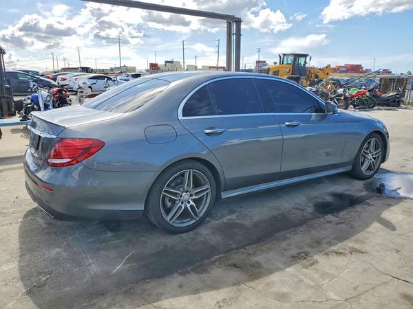 2017 MERCEDES-BENZ E E300