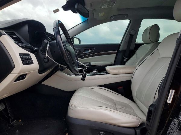 2015 KIA K900